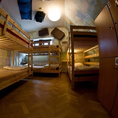 High 5 Hostel *